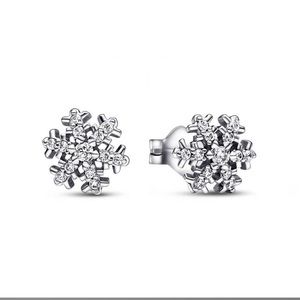 Pandora Sparkling Snowflake Stud Earrings